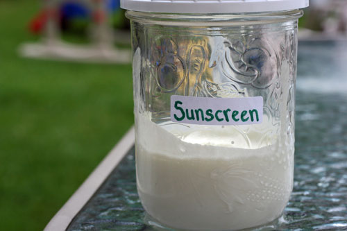 sunscreen-jar